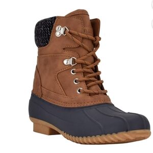 Tommy Hilfiger Rainah Duck Boots. New With Box. Size 6M